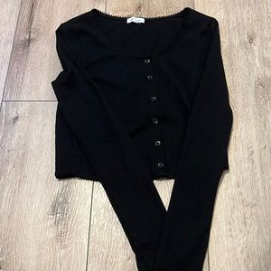 Long sleeve crop top
